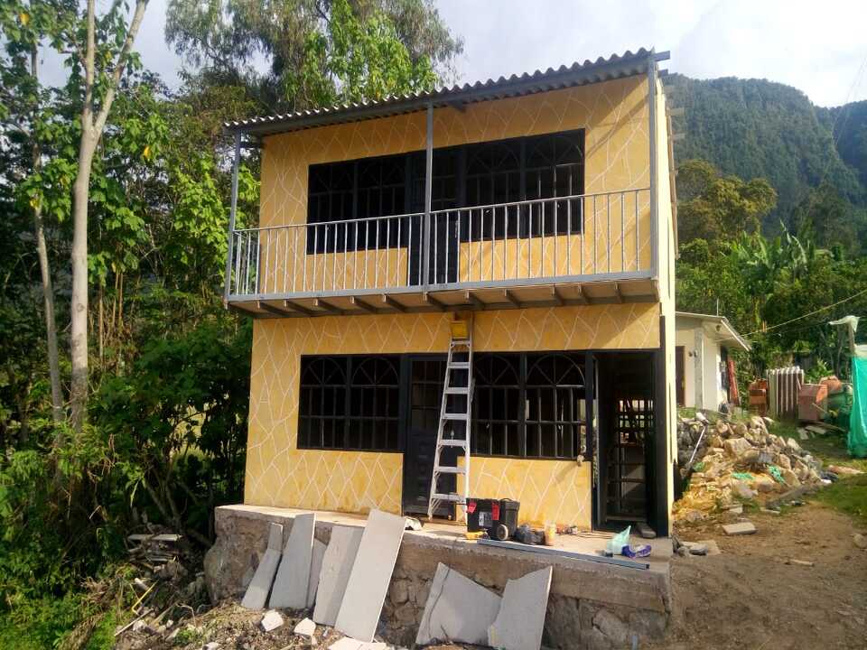 Imagen antes casa de 112M - dos pisos